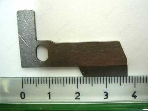 COUTEAU INF PFAFF 783/784/786