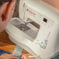 Machine à coudre Featherweight C240