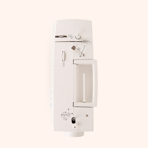 Machine à coudre Supera F687C